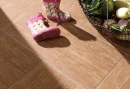 Feinsteinplatte im Holzdesign